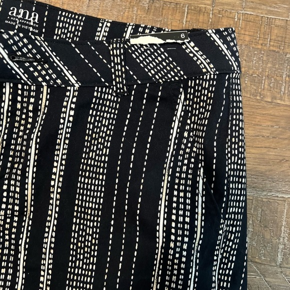 a.n.a Bermuda Shorts with Striped Pattern - Picture 7 of 11